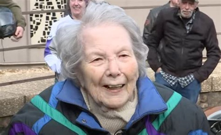 104-Year-Old Woman Reveals What She Drinks Every Day for Longevity