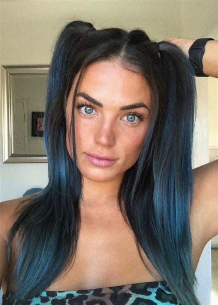 Alyson Eckmann Height, Weight, Age, Body Statistics