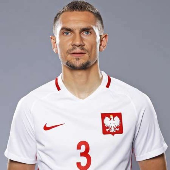 Bio, Salary, Net Worth, Wife, Kids, FIFA 22, Instagram, Stats, Career, Wiki, Parents, Family