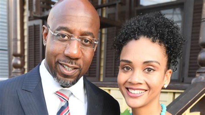 Ceedee Lamb's Bio, Age, Net Worth, Salary, Contract, Earnings, Girlfriend, NFL Draft and Relationship Status