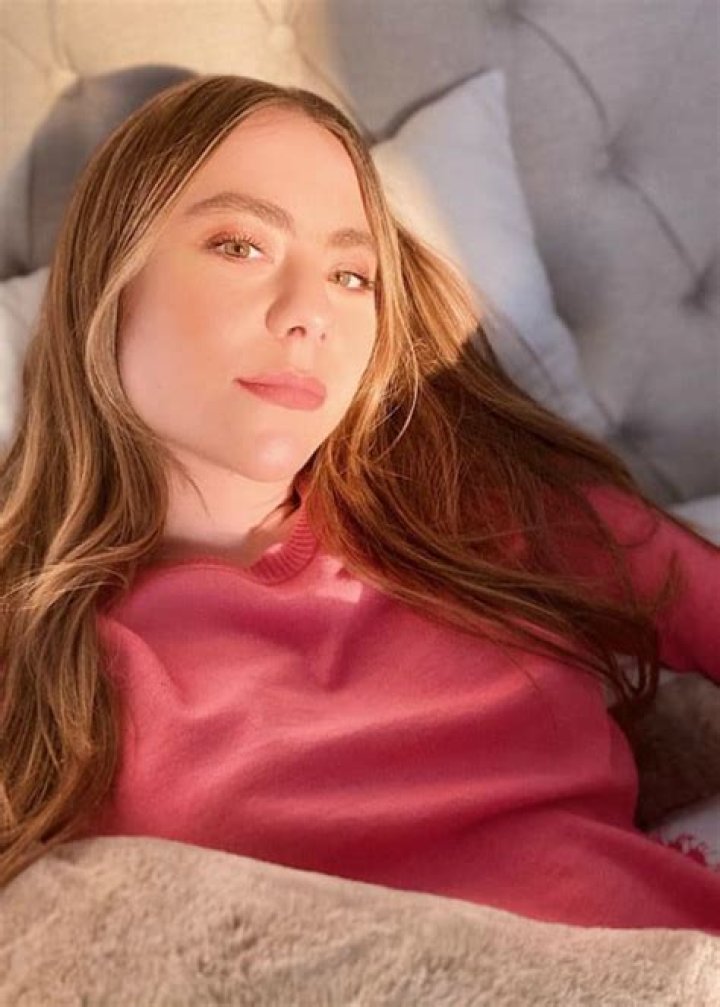 Claudia Vergara Height, Weight, Age, Boyfriend, Family, Facts, Biography