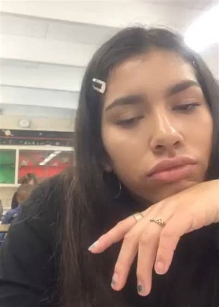 Ellie Hiyar Height, Weight, Age, Boyfriend, Family, Facts, Biography