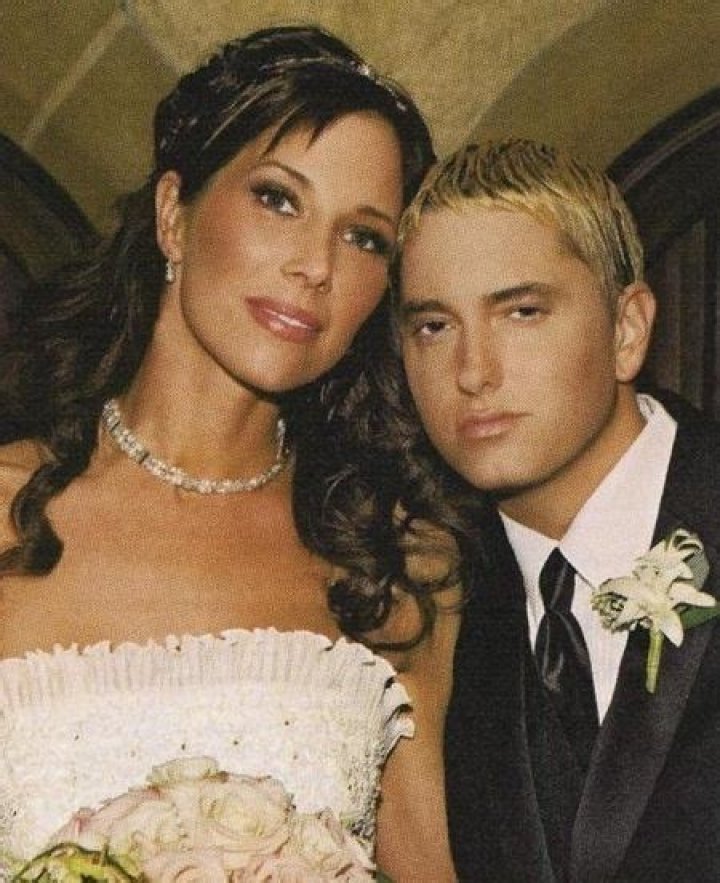 Eminem Height, Weight, Age, Girlfriend, Children, Family, Facts, Biography