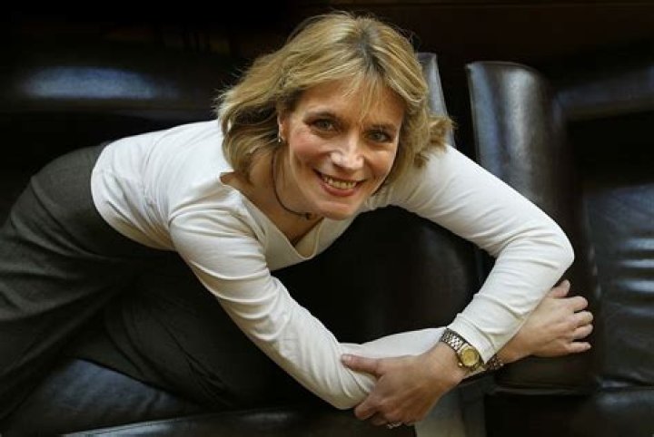 Harley Jane Kozak Net Worth