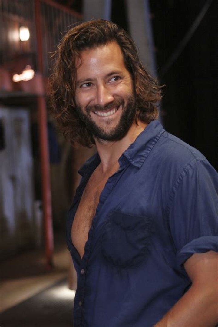Henry Ian Cusick Height, Weight, Age, Spouse, Family, Facts, Biography