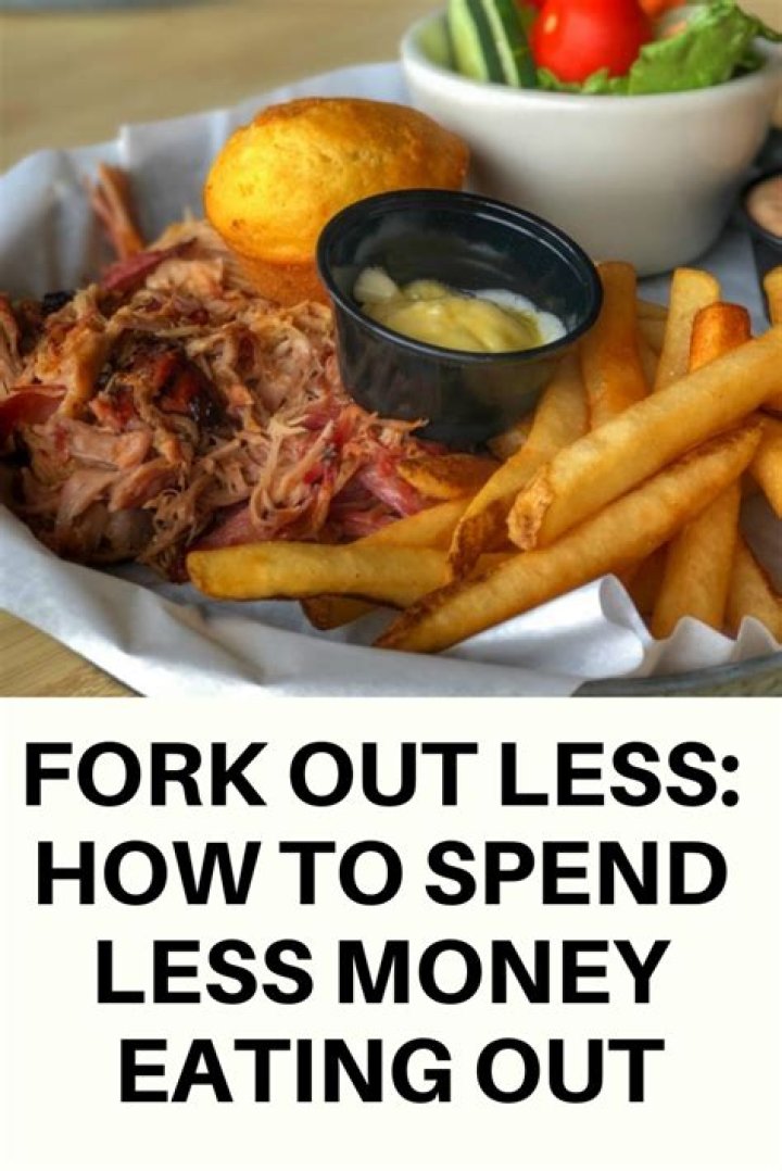 How to Spend Less on Dining Out, Finance Experts Say