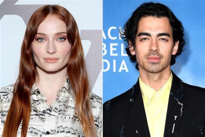 Joe Jonas-Sophie Turner Divorce Story Doesn't Add Up, Fans Say