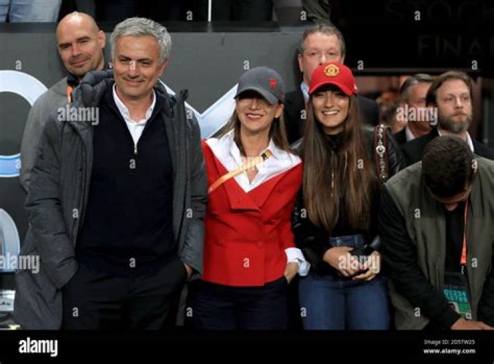 José Mourinho Bio - married, coach, Matilde Faria, Matilde Mourinho, Manchester United