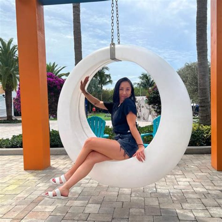 Kelly Pegula Biography (Age, Parents, Sister, Family, Affair, Net worth, Career, Birthday)