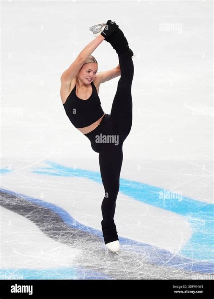 Loena Hendrickx Height, Weight, Age, Body Statistics