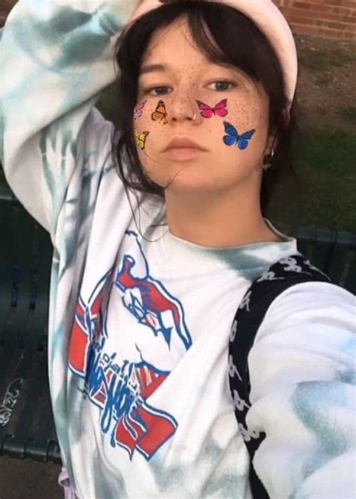 Mallrat Height, Weight, Age, Body Statistics