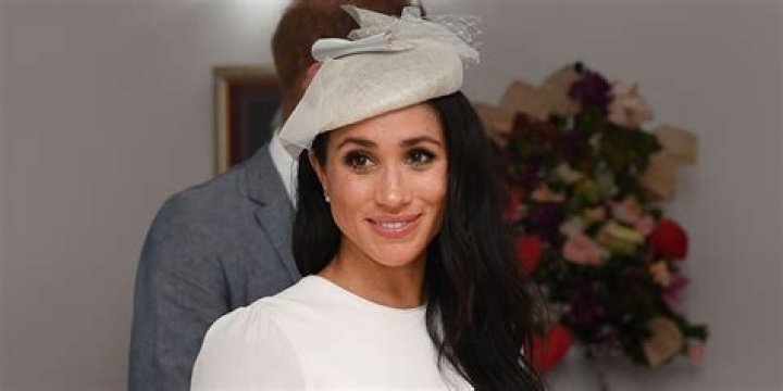 Meghan Markle's Dad Says She's "Ghosted" Him and Publicly Begs for Contact