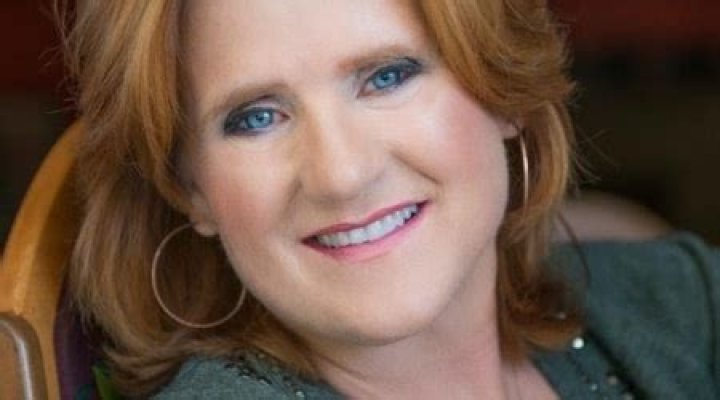Nancy Cartwright Height, Weight, Age, Boyfriend, Family, Facts, Biography