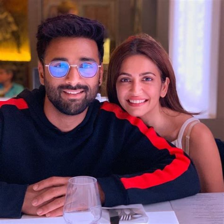 Pulkit Samrat Height, Weight, Age, Girlfriend, Family, Facts, Biography