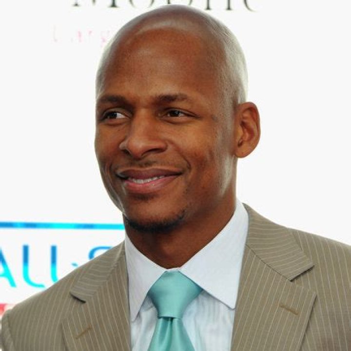 Ray Allen Bio - married, divorce, children, height, movies, basketball, free agent,