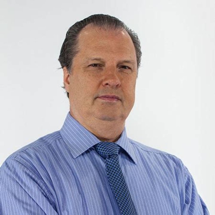 Roberto Gomez Junco Bio-salary, net worth, married, affair, relationship, dating, children, career, biography, age