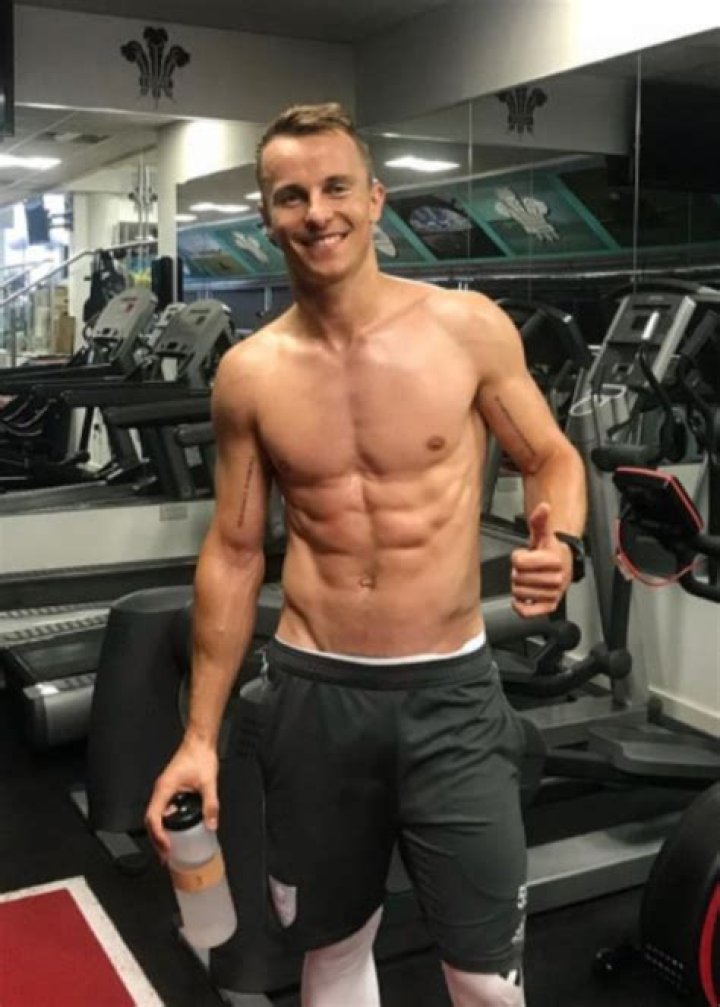 Tom Curran Height, Weight, Age, Body Statistics