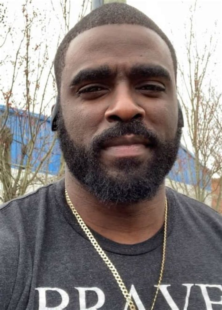 Travis Cure Height, Weight, Age, Girlfriend, Family, Facts, Biography