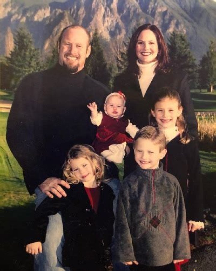 Trent Dilfer Contract, Salary, and Net worth; Who is his Wife? (Family, Children, Career, Stats)