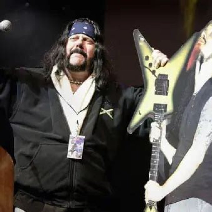 Vinnie Paul Net Worth | Celebrity Net Worth