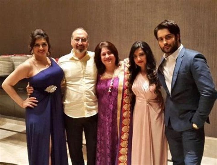 Vivian Dsena Height, Weight, Age, Girlfriend, Family, Facts, Biography