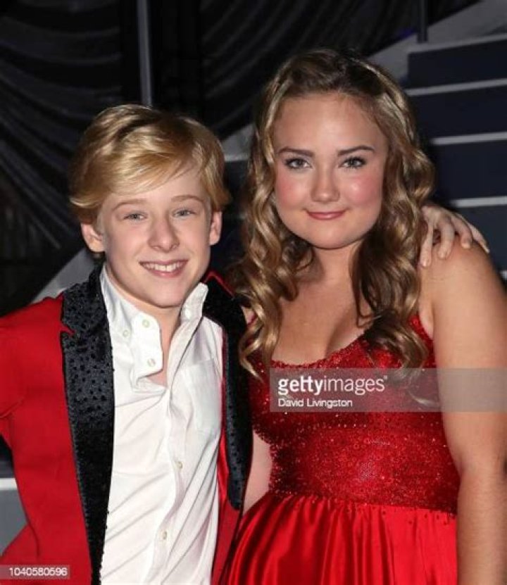 Who is Addison Osta Smith Dating Now