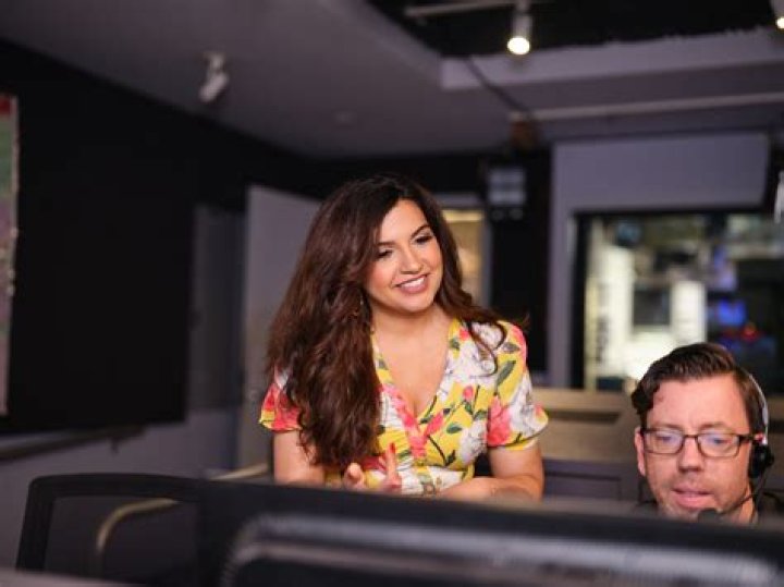 Who is Amanda Salas Dating Now