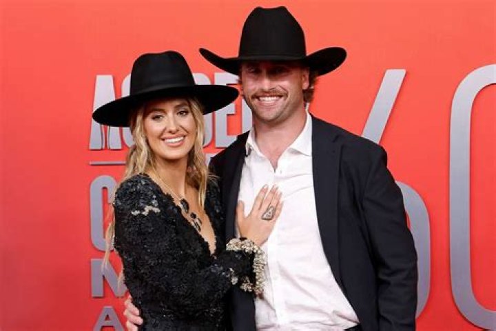 Who is Lainey Griffin Dating Now