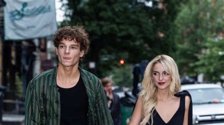 Who is Numskull Dating Now?