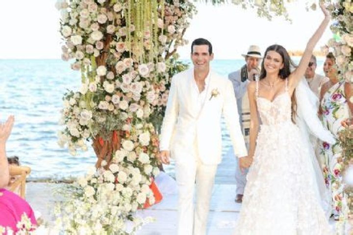 Who is Oren Alexander Dating Now