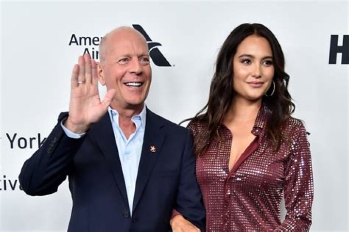 Who is Shelbie Bruce Dating Now